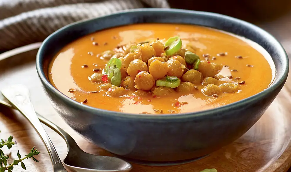 Crema de zanahoria, naranja y garbanzos