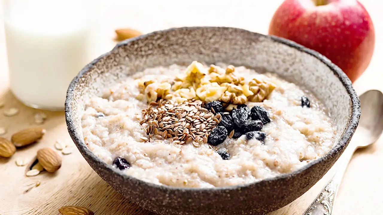 Desayuno avena con semillas y pasas