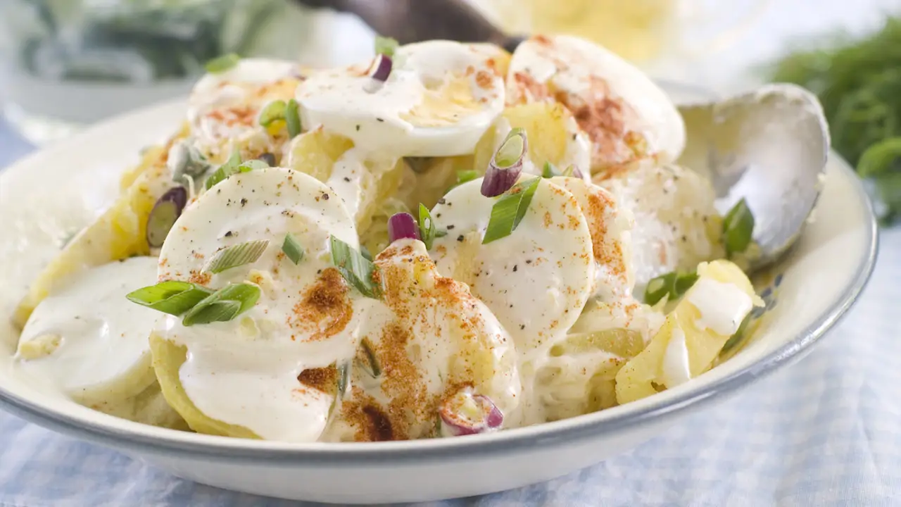 Ensalada de patata atun huevo
