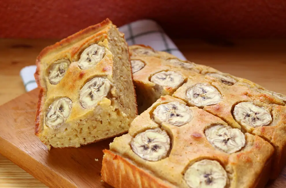 Bizcocho de plátano avena y canela