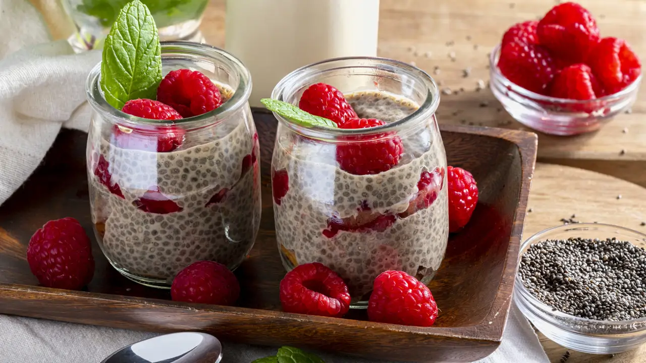 7 desayunos saludables para toda la semana que puedes preparar con antelación: fáciles y con pocos ingredientes