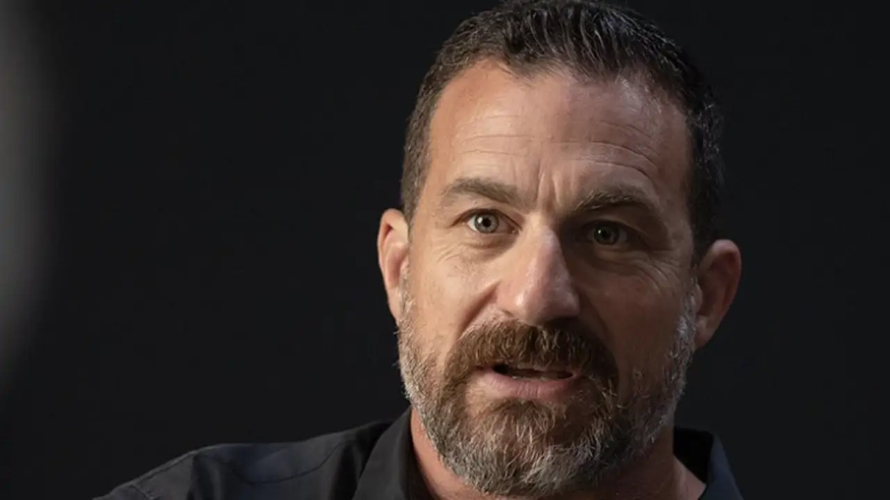 Andrew Huberman, neurocientífico de Stanford: "El mejor momento para entrenar es dentro de las 3 horas posteriores a levantarse, que además ayuda a eliminar la adenosina del sistema"