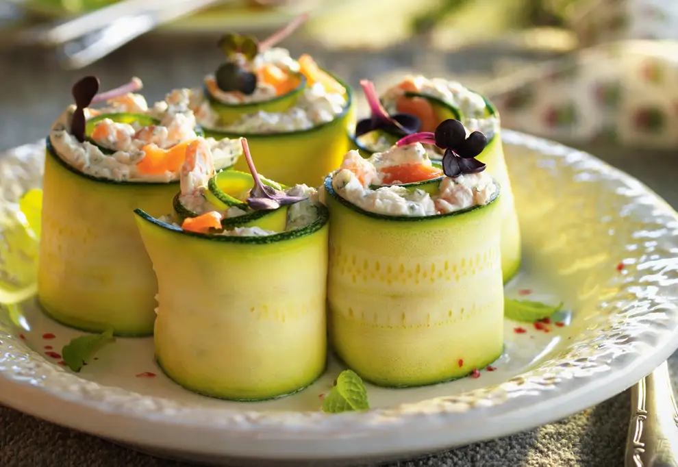 rollitos de calabacín y salmón 