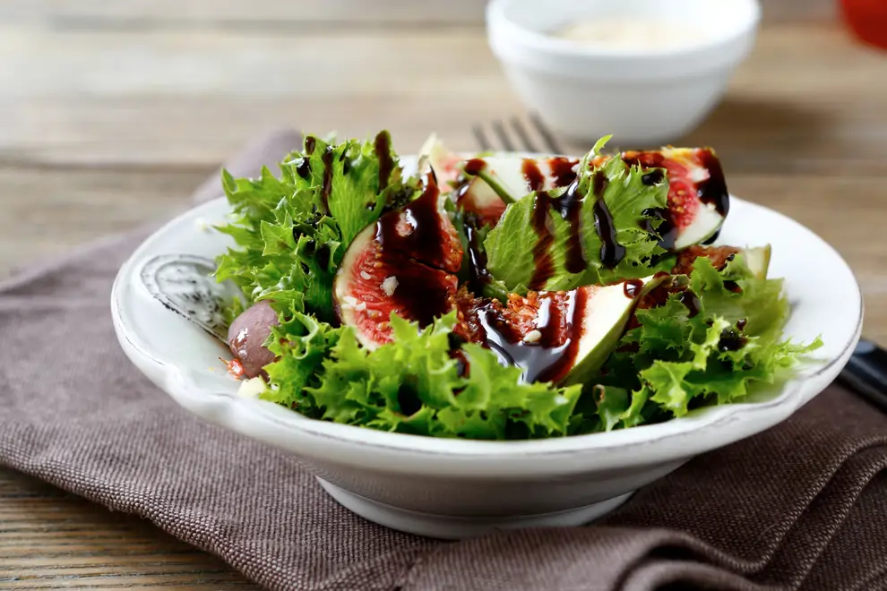 Ensalada con vinagre balsámico