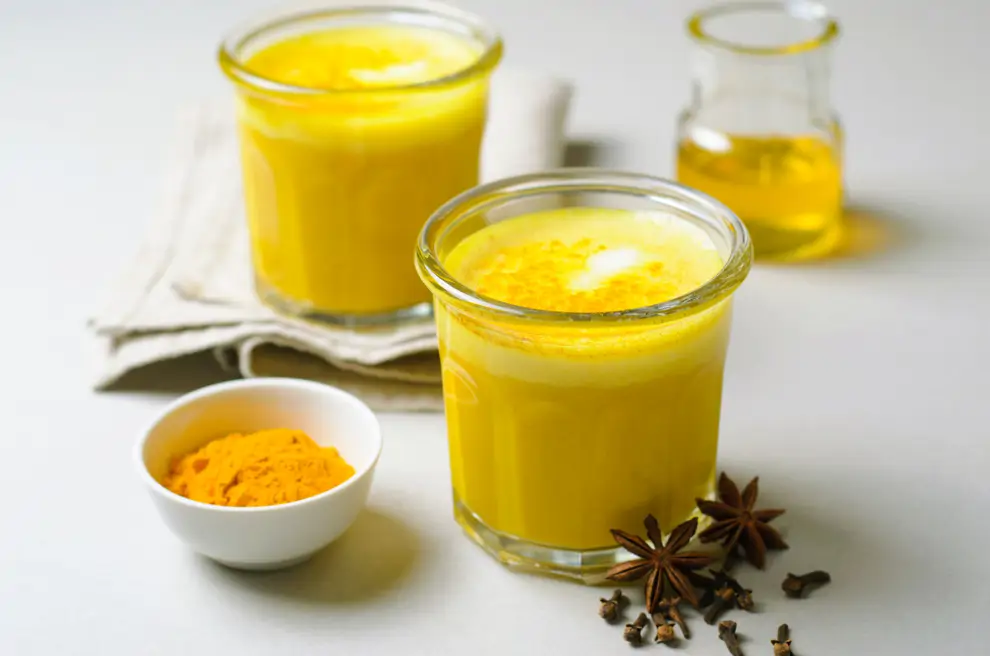 Salsa de yogur y cúrcuma
