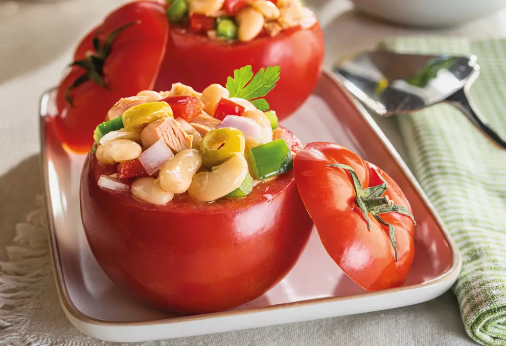 tomates rellenos de ensaladilla con atún