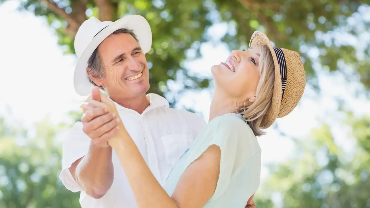 Bailar controla el peso y el colesterol en la menopausia y aumenta la autoestima