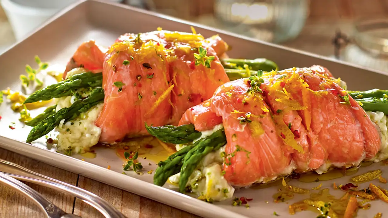 rollitos de salmón